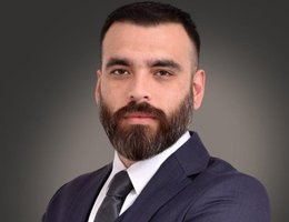 العميل Sajid Butt