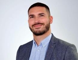 العميل Matt Spyrou