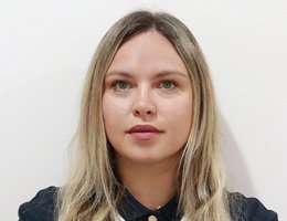 العميل Alina Ierkulova