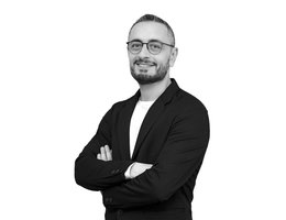 العميل Hovik Kassis