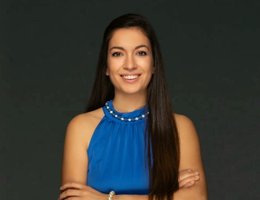 العميل Alexandra Taneva