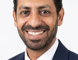 العميل Ragheb Pola