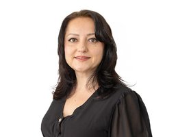 العميل Alina Cercel