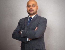 العميل Saim Agha