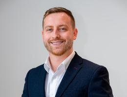 العميل Jay Jones