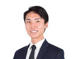 العميل Zhenwei Qin