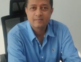 العميل Mr Anil