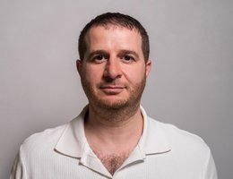 Agent Evgenii Aivazian