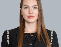 العميل Valentina Stulova