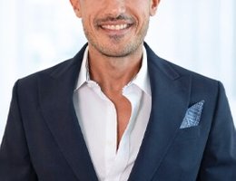 العميل Mahmoud El Osta