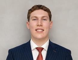 العميل Montgomery Darley