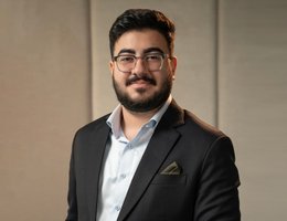 Agent Arshia Esfandiari