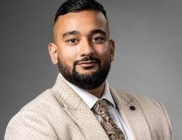 العميل Ismaeel Sharique Hussain