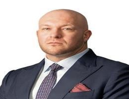 العميل Scott John Mills