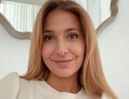 العميل Elodie Schmitz