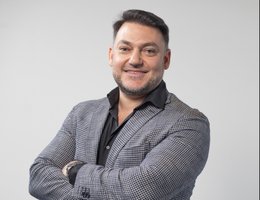Agent Sherif Refaat