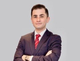 العميل Manar Taki