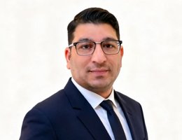 العميل Amir Turk