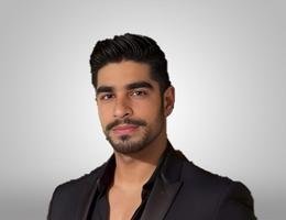 العميل Junaid Khan