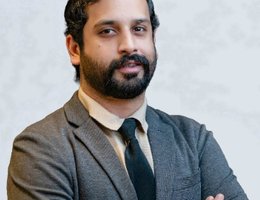 العميل Khan Ibrahim