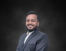 العميل Shashwat  Mishra