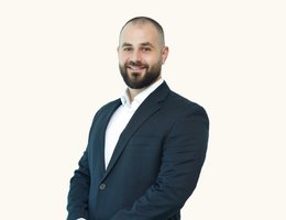 العميل Nampil Kas Nasralla