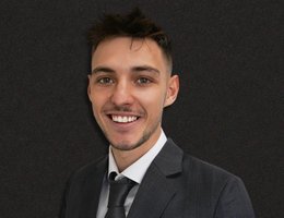Daniel Caves