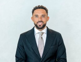 العميل Jayden Gibbons