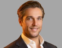 Lewis Bloor