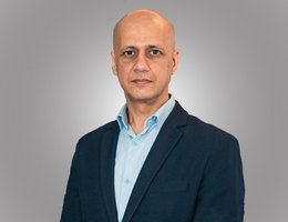 العميل Vipul Madhukant Nathwani