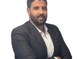 العميل Islam Albadrawy