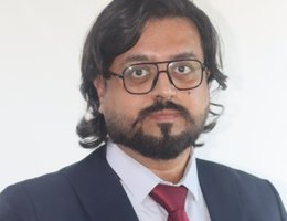 العميل Tamour Malik