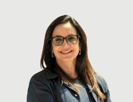 العميل Mersedeh Mahdi