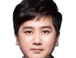 العميل XIAOFEI SHU