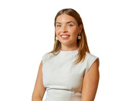 العميل Ciara Buesnel