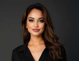 العميل Zena  Al Nahdi