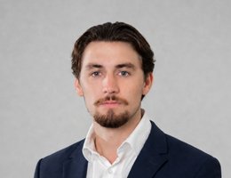 العميل Thomas Barnett