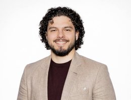 العميل Mark  Mishchenko