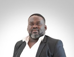 العميل Andrew Kasoma