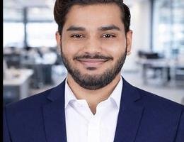 العميل Sagar Lamichhane