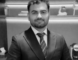 العميل Zeeshan Ali