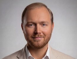 العميل Hampus Jarding