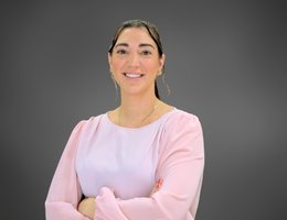 العميل Lani Jakovich