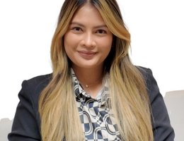 العميل Wipada Tracey