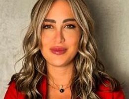 العميل Sarah El Yafi