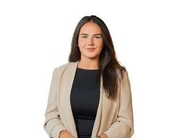Agent Laura  Finch