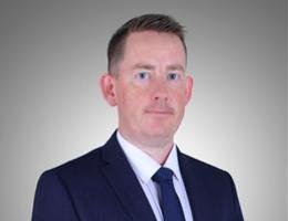 العميل David Waggott