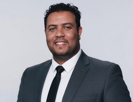 العميل Amer Ragab