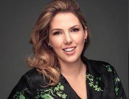 العميل Theresa Schwark