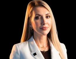 العميل Yaroslava Hansen